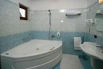 Hotel Fontana 3*