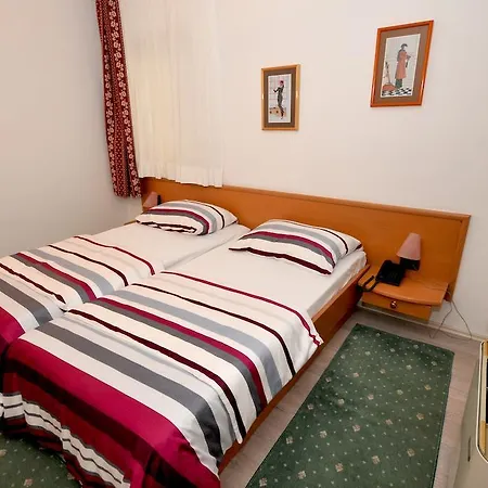 Fontana Hotel 3*