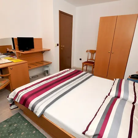 Fontana Hotel 3*