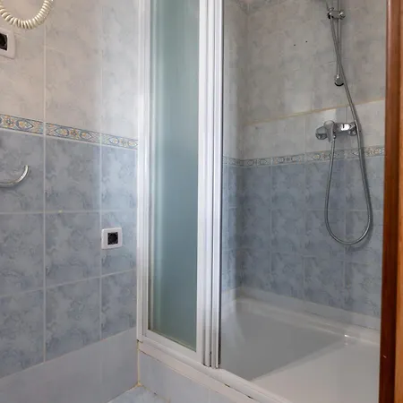 Fontana 3*