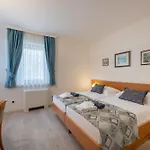 Fontana Bed & Breakfast Trogir