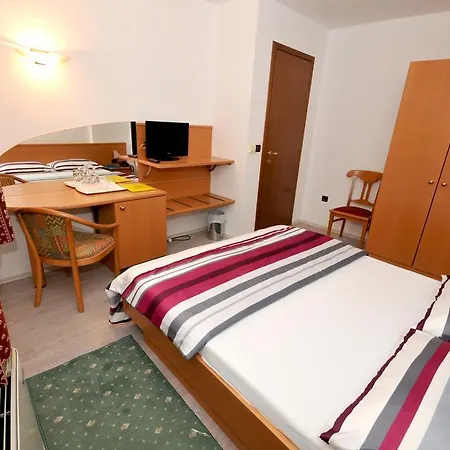 Fontana ベッド・アンド・ブレックファスト トロギール